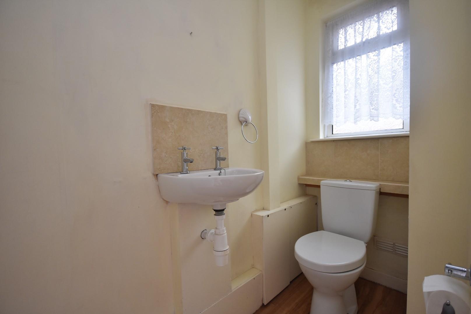 8 Gwenfo Drive, Wenvoe, CF5 6BR